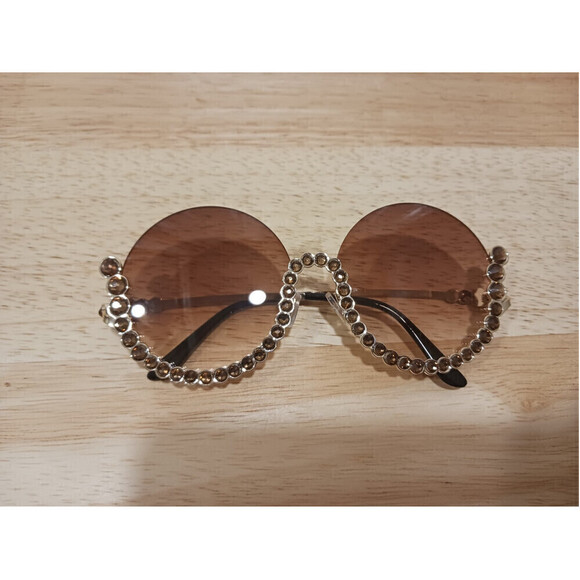 Round Half Framed Decorative Sunglasses - Picture 2 of 7